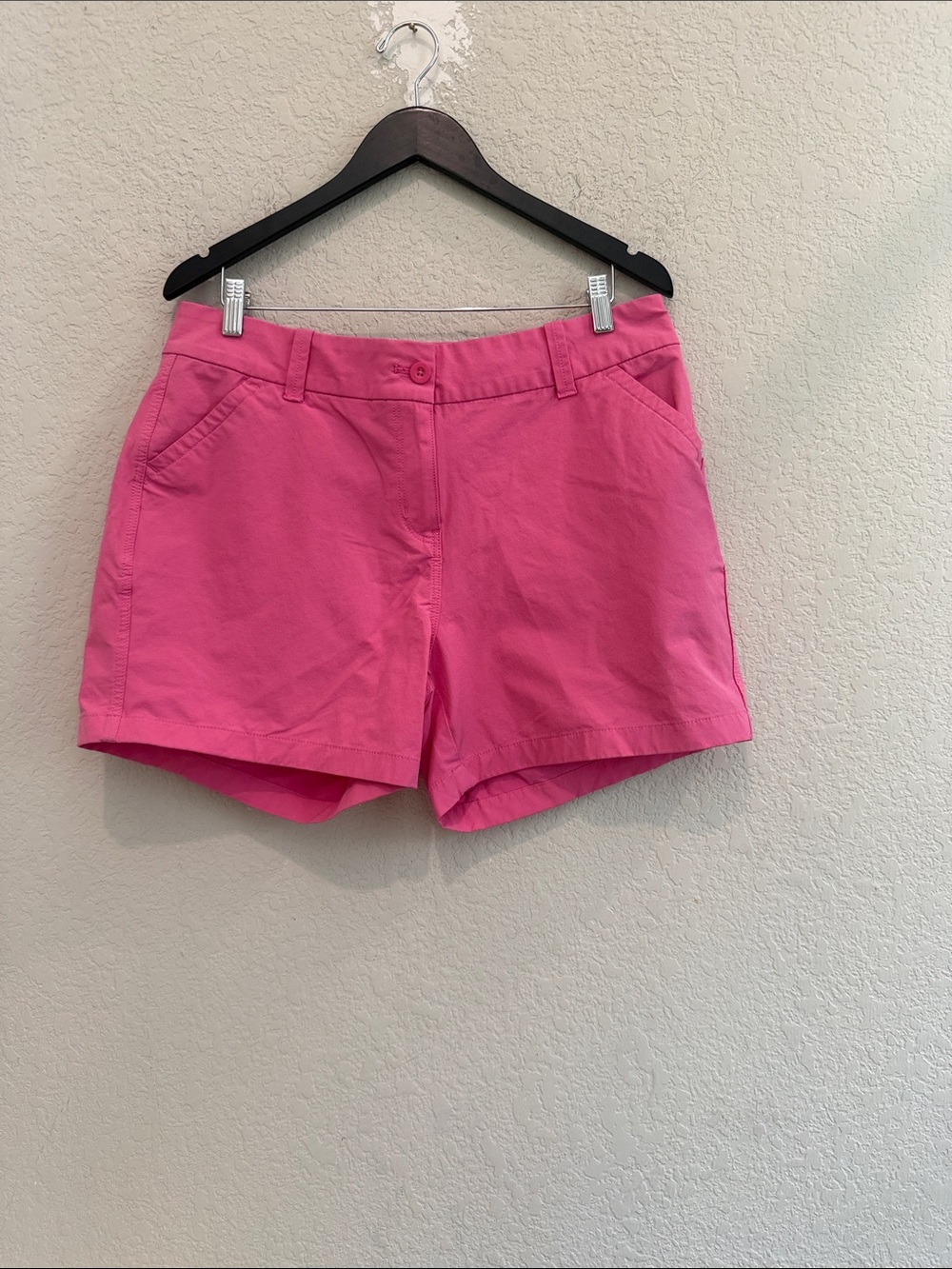 Vinyard Vines Women's Pink Cotton Blend Casual Shorts size 14